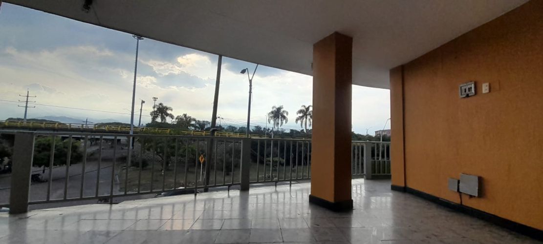 Local en arriendo en La Nueva Base, Cali, 100 m² · foto 4 de 15