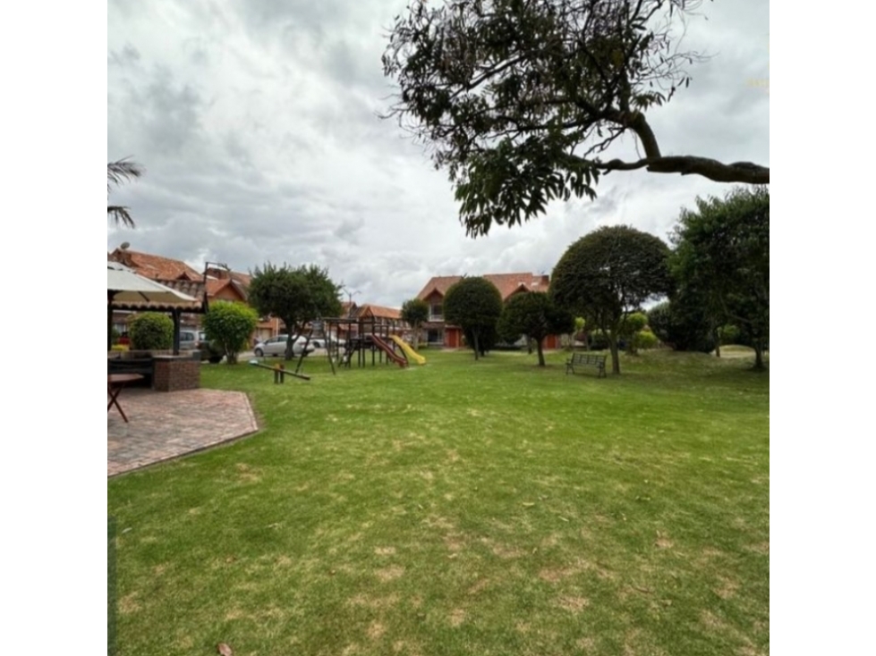 Casa en venta en Laura Vicuña, Chía · foto 2 de 9