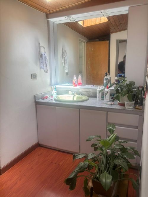 Casa de 3 alcobas en venta en Morato, Bogotá, 330 m² · foto 4 de 10