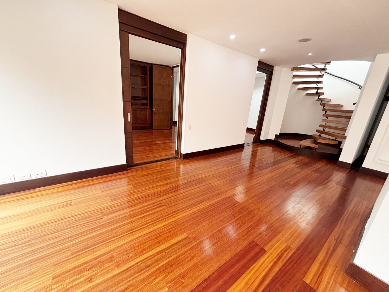 Apartamento en venta en San Patricio, Bogotá · foto 3 de 17