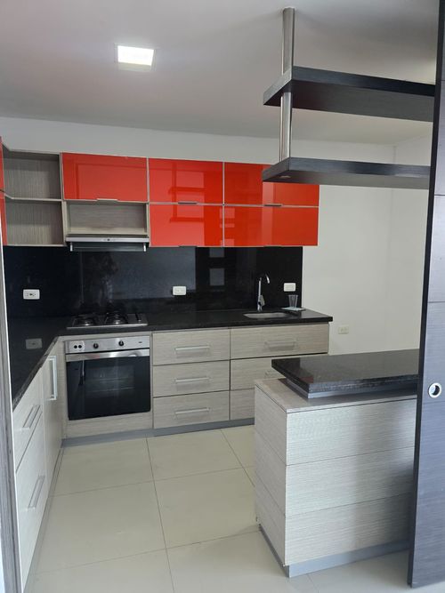 Apartamento de 3 alcobas en venta en Chipichape, Cali, 134 m² · foto 3 de 19