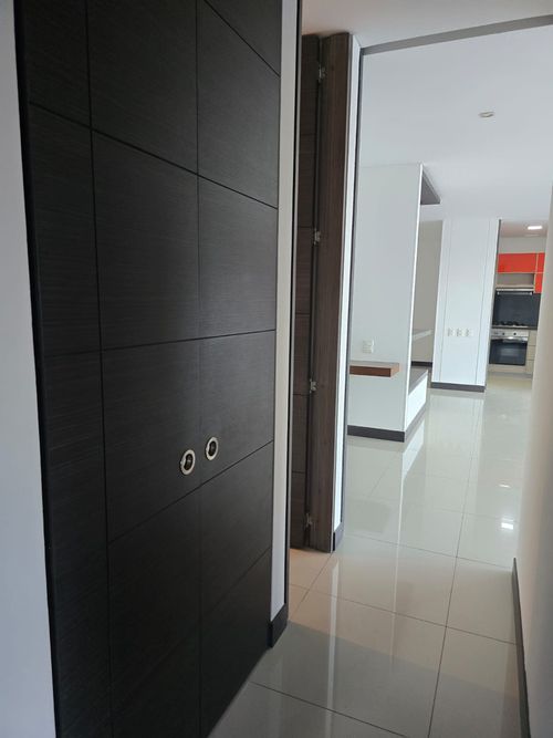 Apartamento de 3 alcobas en venta en Chipichape, Cali, 134 m² · foto 10 de 19