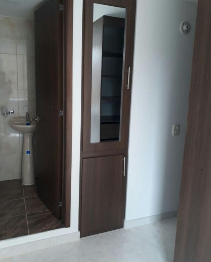 Apartamento en venta en Fontibon, Bogotá · foto 2 de 8
