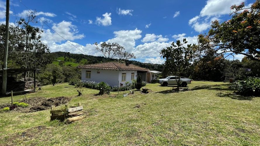 Finca en venta en Santa Elena, Soacha, 114 m² · foto 3 de 24