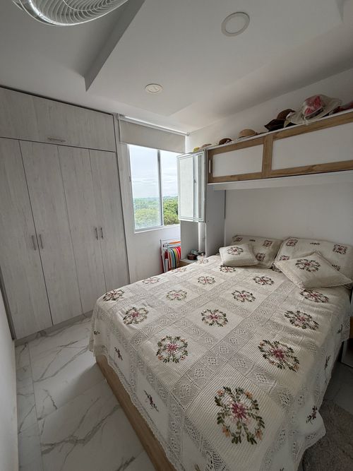 Apartamento de 2 alcobas en venta en Ricaurte, 50 m² · foto 12 de 24
