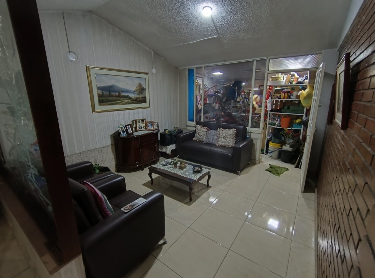 Casa en venta en Villa Claudia, Bogotá · foto 3 de 20