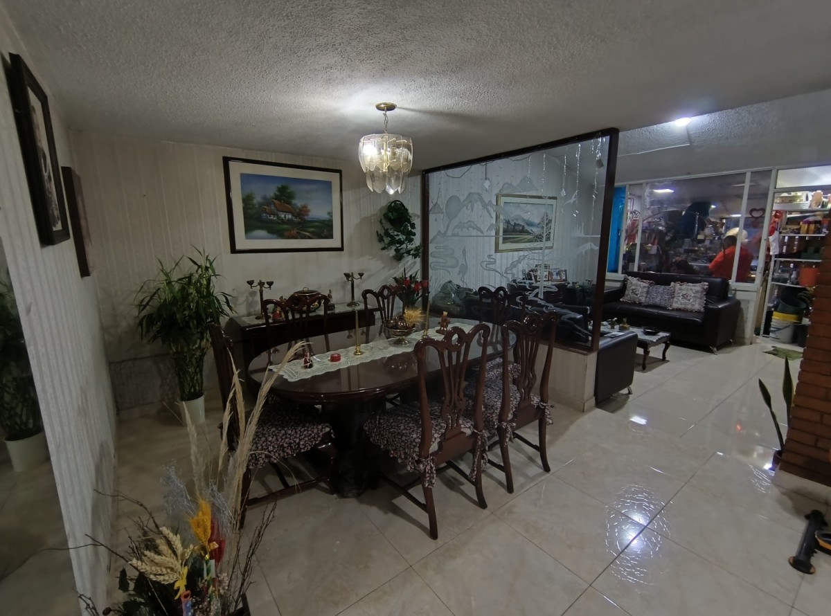 Casa en venta en Villa Claudia, Bogotá · foto 6 de 20