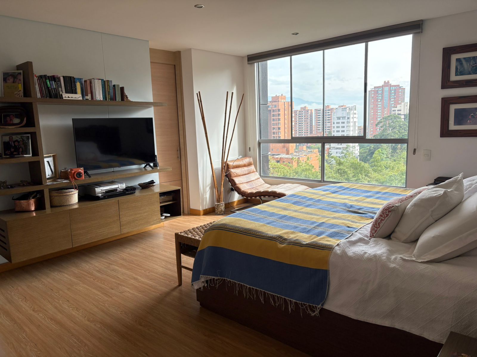 Apartamento en venta en Loma Benedictinos, Envigado · foto 2 de 12