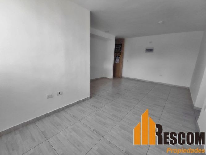 Apartamento de 3 alcobas en venta en Centro, Rionegro, 60 m² · foto 4 de 21