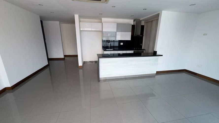 Apartamento en venta en Laureles, Medellín · foto 13 de 23