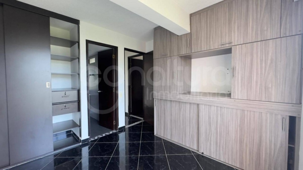 Apartamento en venta en Rodeo Alto, Medellín 3