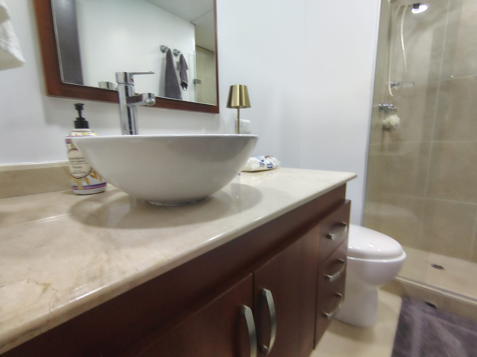 Apartamento en arriendo en El Poblado, Medellín · foto 17 de 18