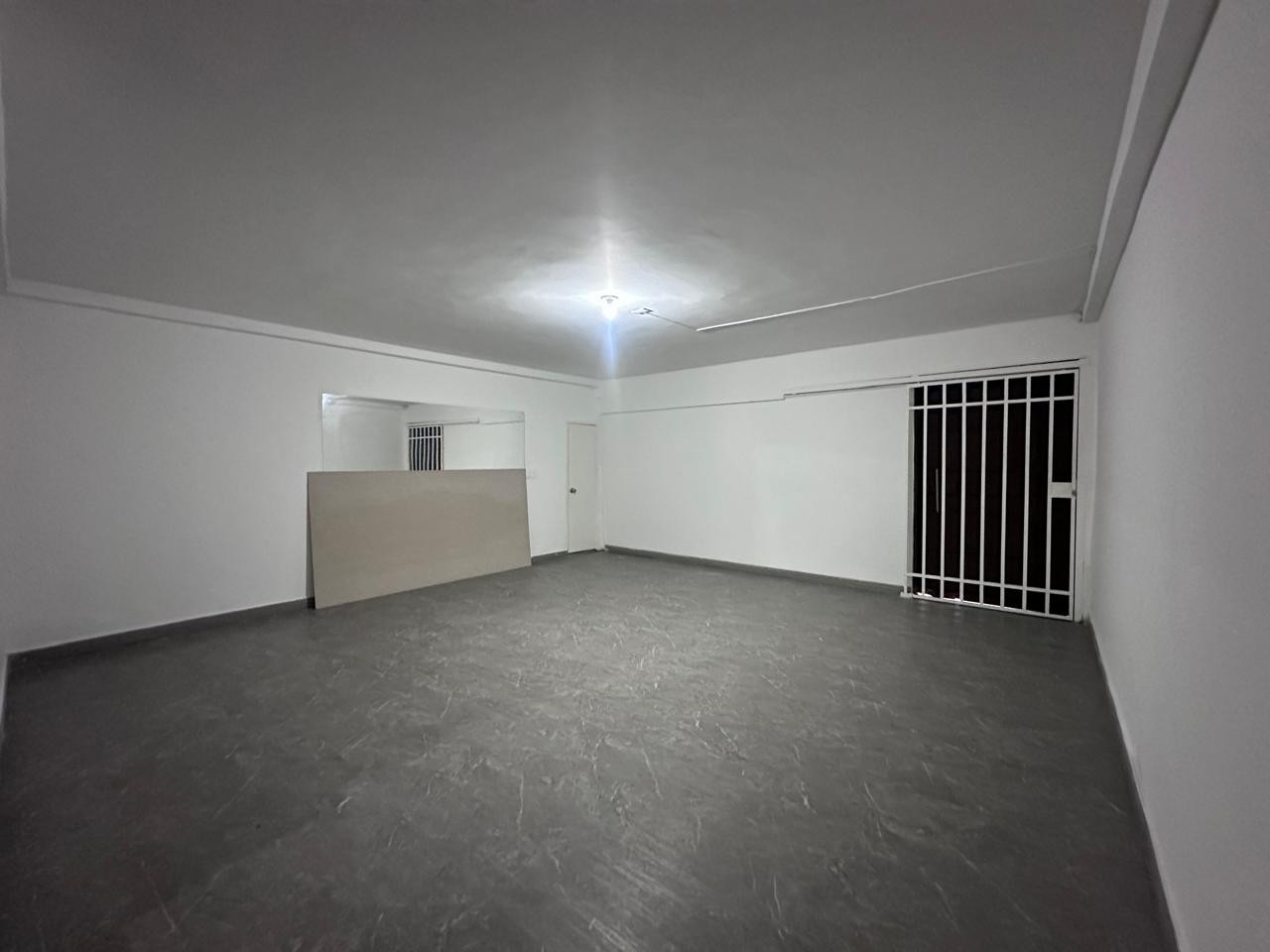 Casa en arriendo en Conquistadores, Medellín · foto 2 de 19