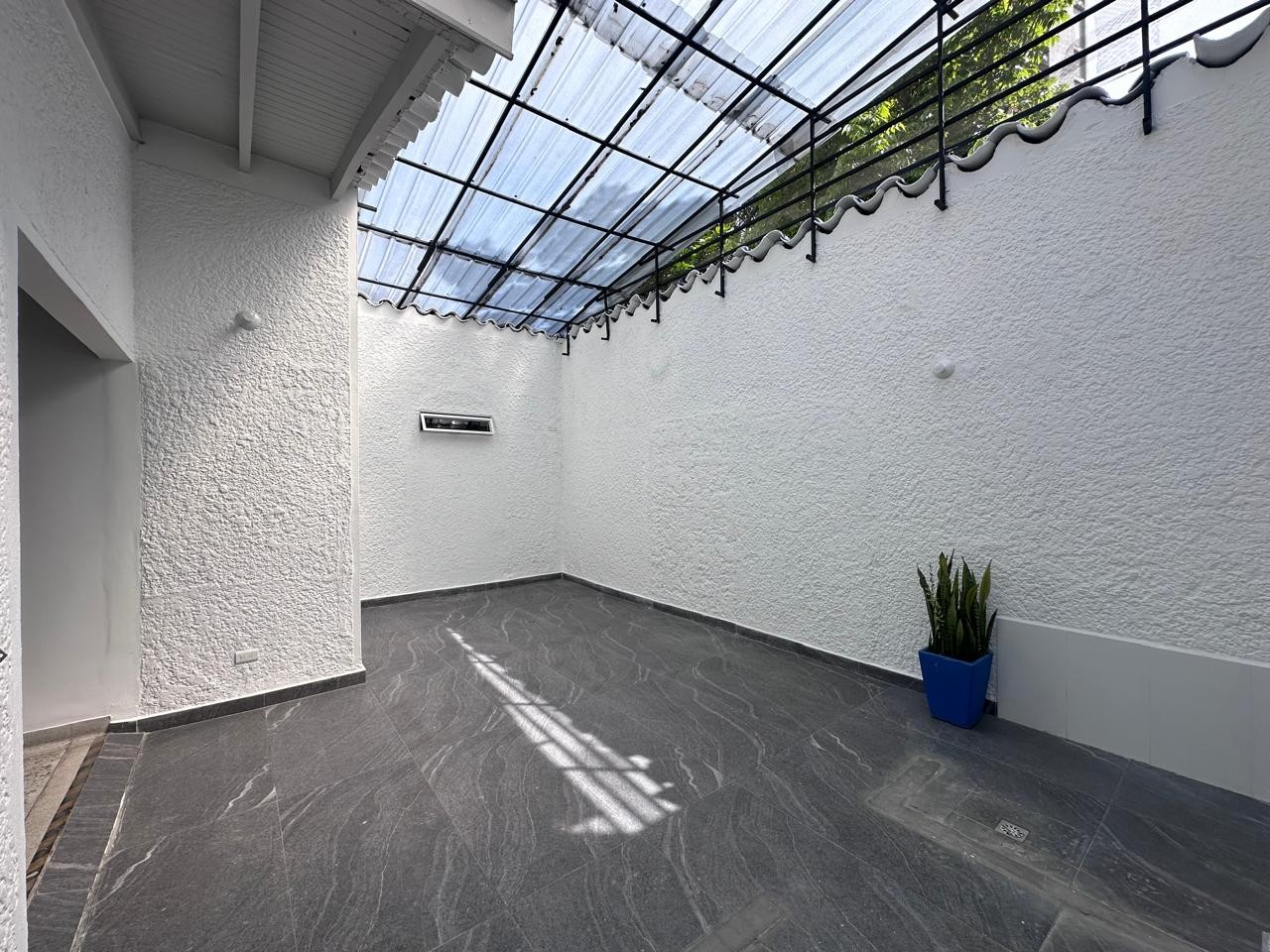 Casa en arriendo en Conquistadores, Medellín · foto 6 de 19