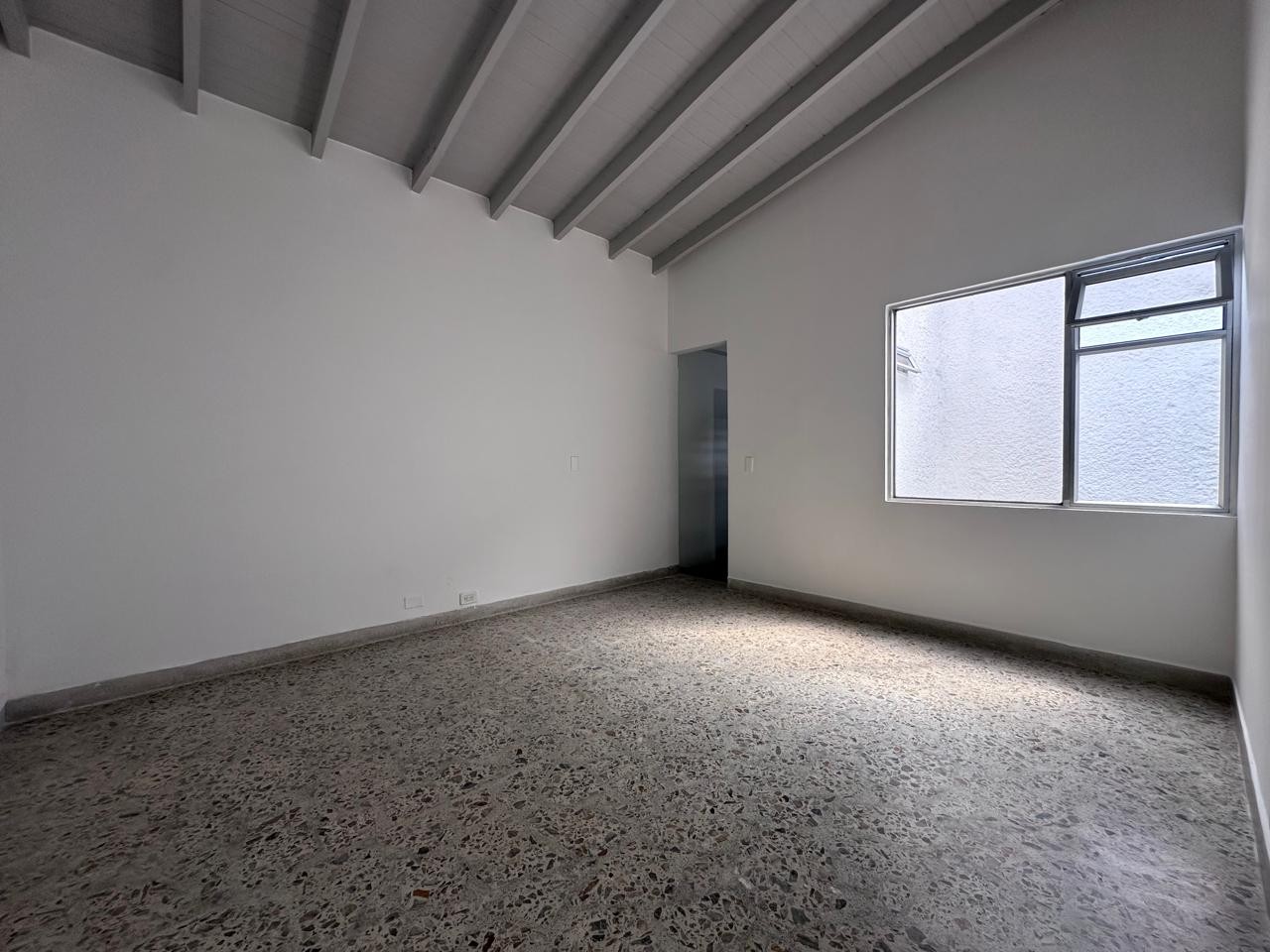 Casa en arriendo en Conquistadores, Medellín · foto 7 de 19