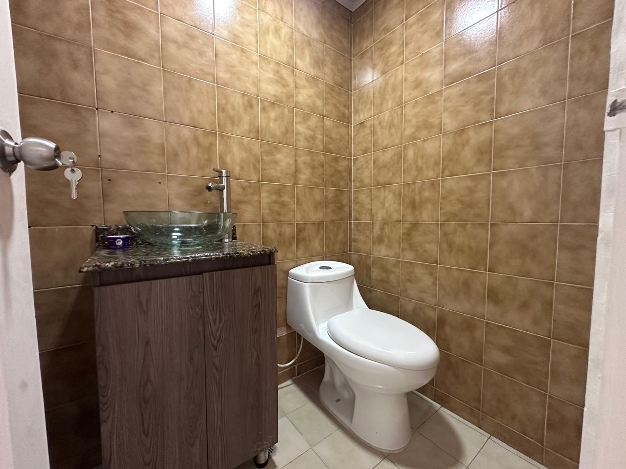 Casa en arriendo en Conquistadores, Medellín · foto 17 de 19