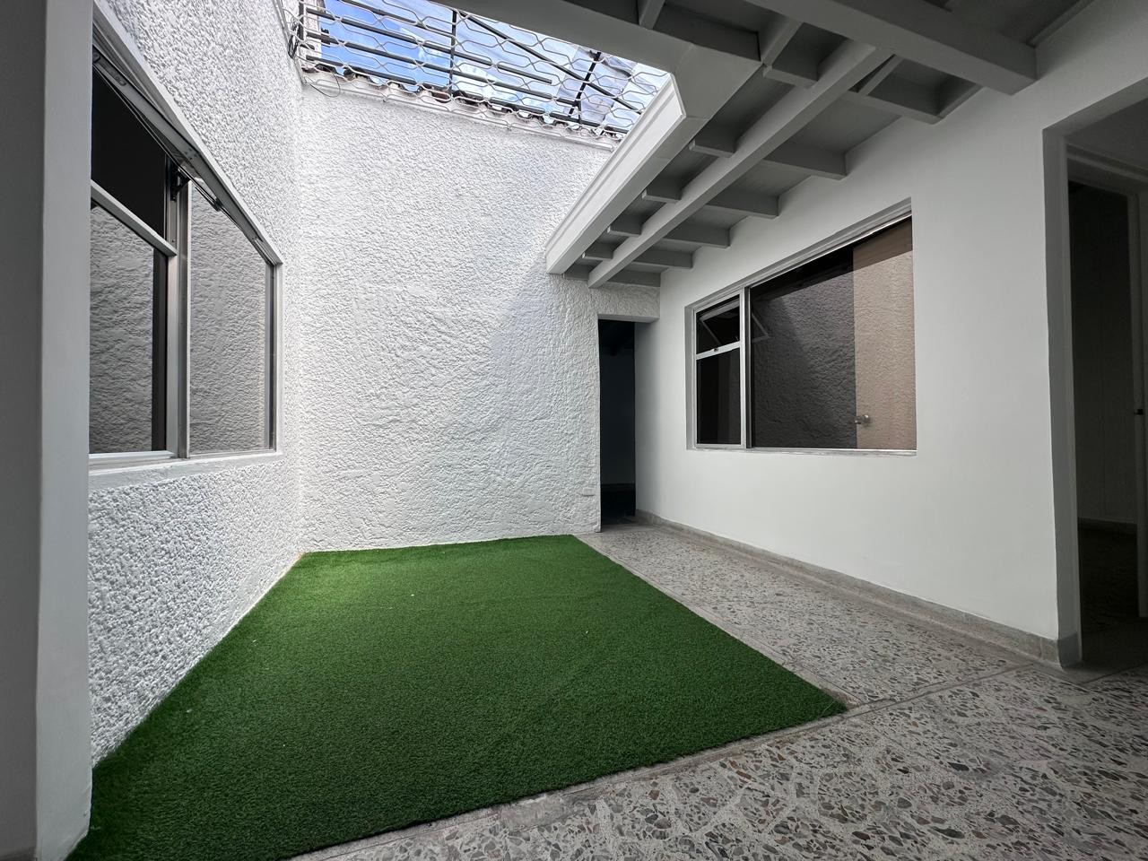 Casa en arriendo en Conquistadores, Medellín · foto 12 de 19