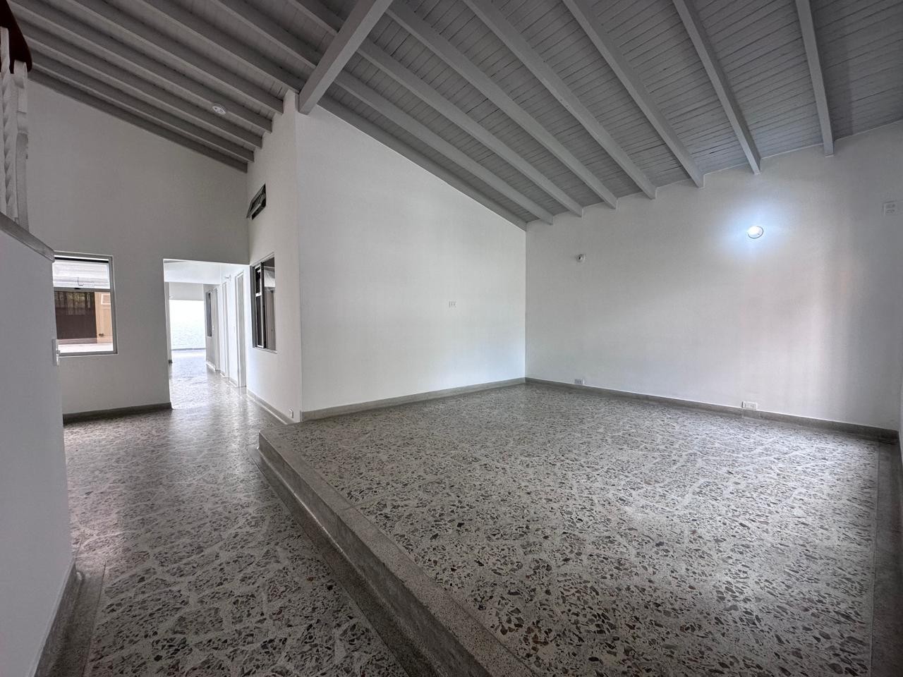 Casa en arriendo en Conquistadores, Medellín · foto 14 de 19