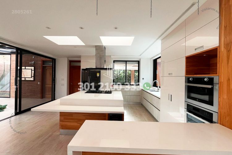 Casa de 5 alcobas en venta en Las Palmas, Envigado, 589 m² · foto 7 de 24