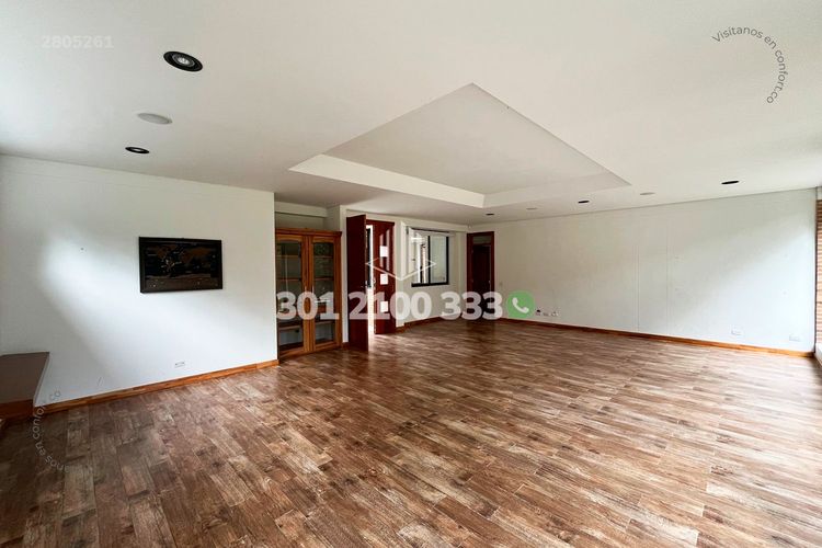 Casa de 5 alcobas en venta en Las Palmas, Envigado, 589 m² · foto 11 de 24