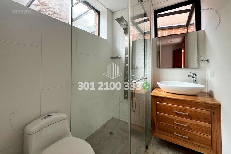 Casa de 5 alcobas en venta en Las Palmas, Envigado, 589 m² · foto 20 de 24