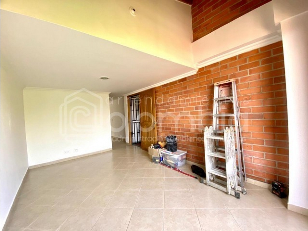 Apartamento en venta en Los Naranjos, Envigado · foto 3 de 18