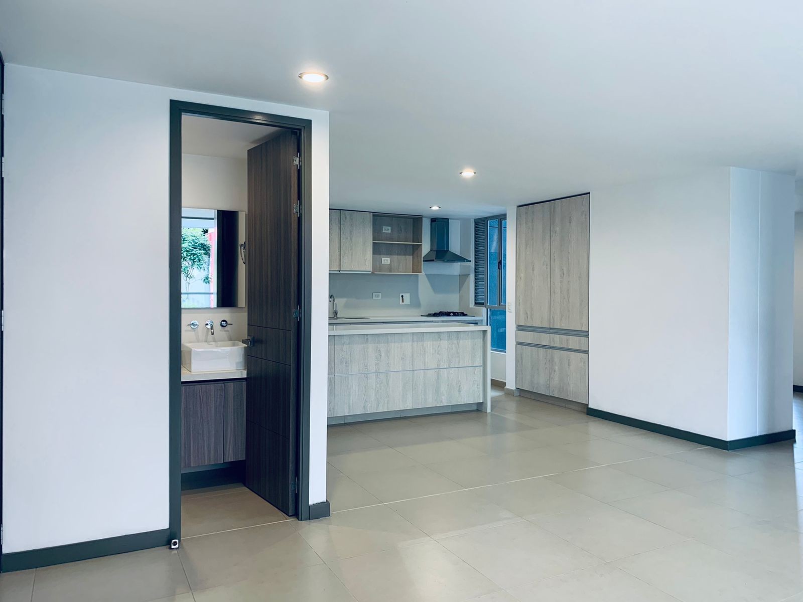 Apartamento en arriendo en La Pradera, Envigado · foto 9 de 16