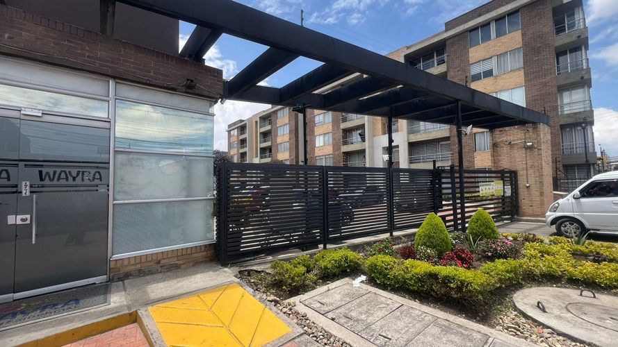 Apartamento de 3 alcobas en venta en Centro, Funza, 70 m² · foto 2 de 21