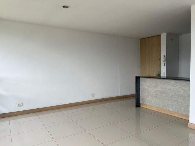 Apartamento de 3 alcobas en arriendo en El Poblado, Medellín, 95 m² · foto 10 de 17