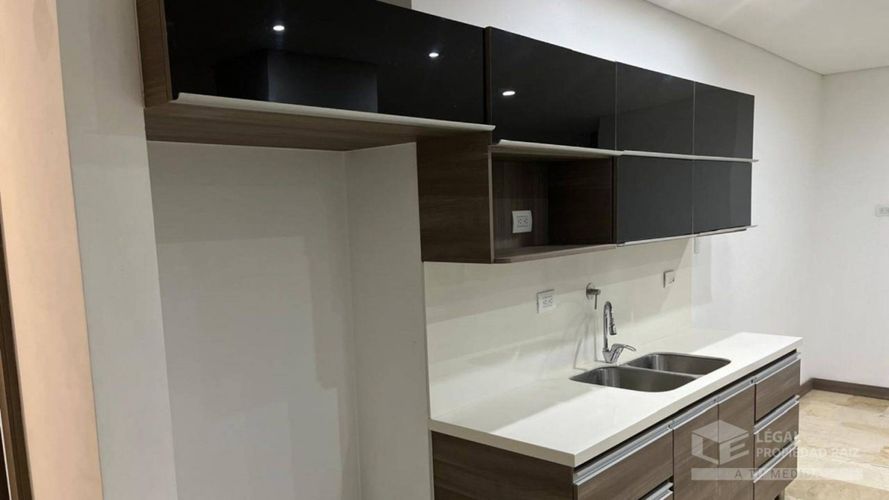 Apartamento de 3 alcobas en venta en Aves Maria, Sabaneta, 116 m² · foto 2 de 8