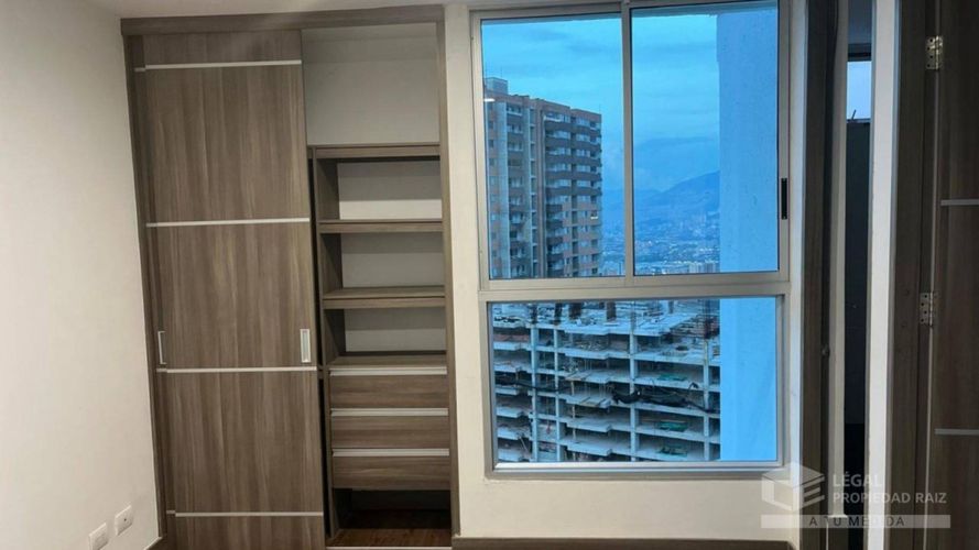 Apartamento de 3 alcobas en venta en Aves Maria, Sabaneta, 116 m² · foto 5 de 8