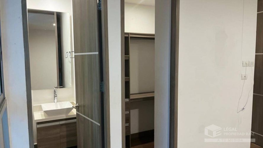 Apartamento de 3 alcobas en venta en Aves Maria, Sabaneta, 116 m² · foto 6 de 8