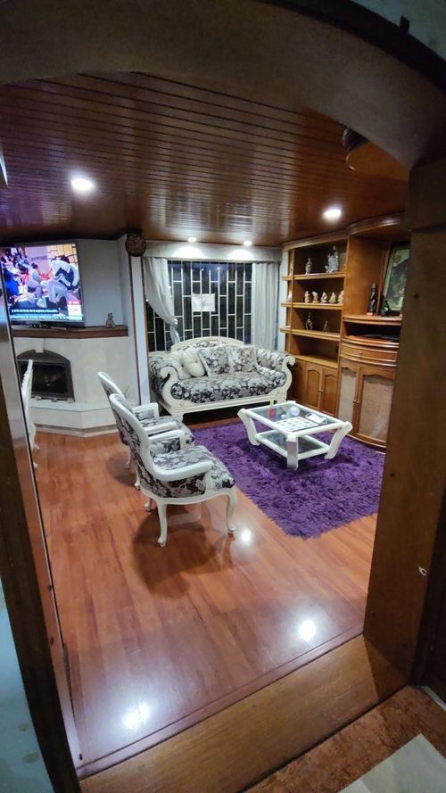 Apartamento de 4 alcobas en venta en Cr. Serranilla, Bogotá, 232 m² · foto 17 de 24