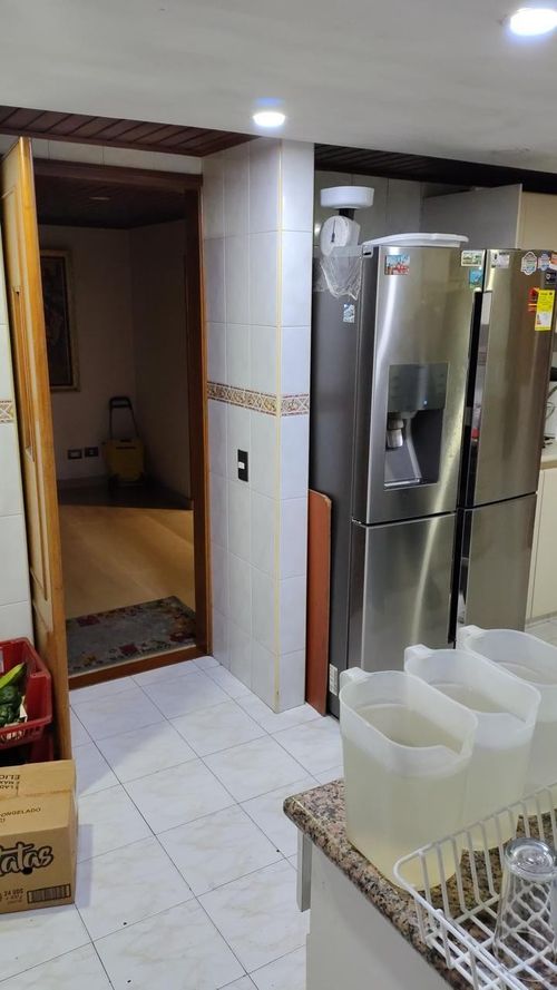 Apartamento de 4 alcobas en venta en Cr. Serranilla, Bogotá, 232 m² · foto 22 de 24