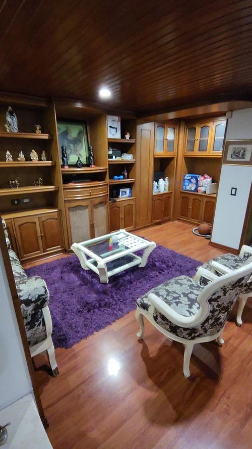 Apartamento de 4 alcobas en venta en Cr. Serranilla, Bogotá, 232 m² · foto 11 de 24