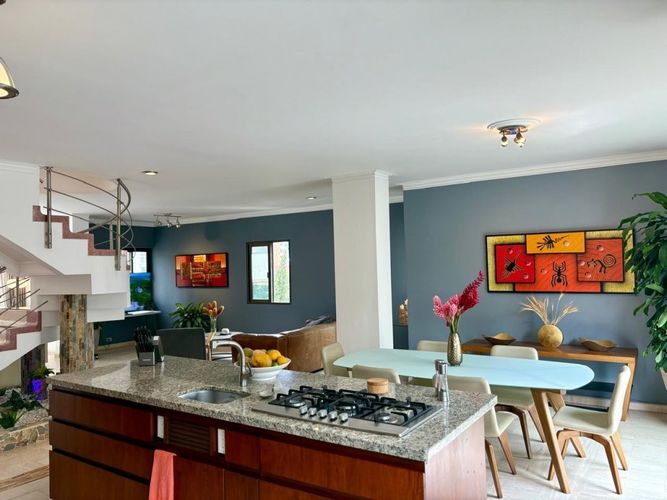 Apartamento de 3 alcobas en venta en La Florida, Medellín, 295 m² · foto 6 de 14