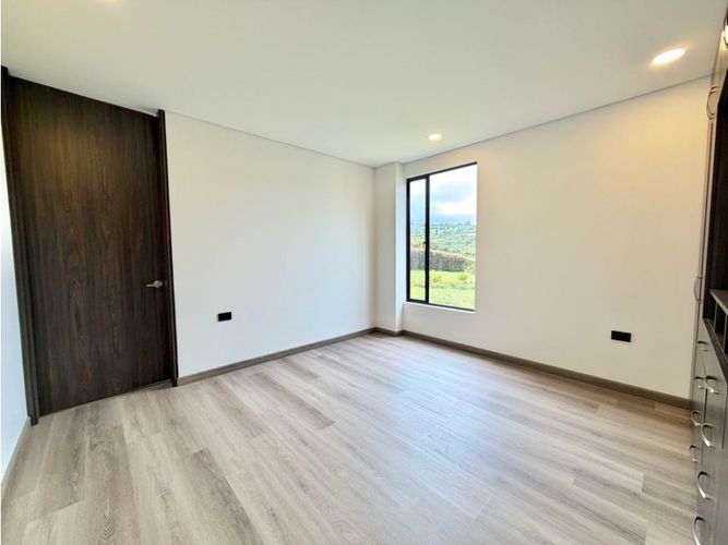 Casa de 3 alcobas en venta en Altos De Yerbabuena, Sopó, 203 m² · foto 11 de 18