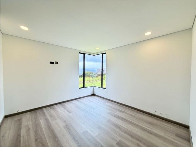 Casa de 3 alcobas en venta en Altos De Yerbabuena, Sopó, 203 m² · foto 13 de 18