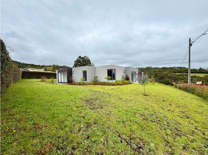 Casa de 3 alcobas en venta en Altos De Yerbabuena, Sopó, 203 m² · foto 17 de 18
