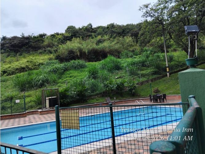 Apartamento de 3 alcobas en arriendo en Laureles, Medellín, 70 m² · foto 2 de 24