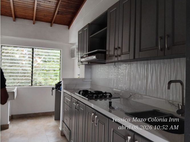 Apartamento de 3 alcobas en arriendo en Laureles, Medellín, 70 m² · foto 4 de 24