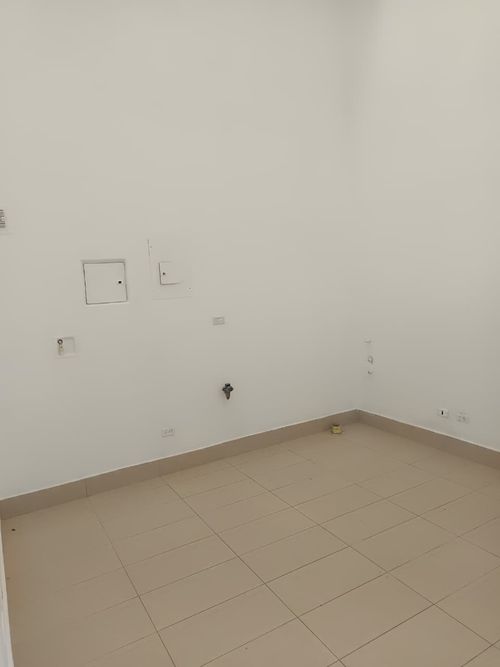 Local en arriendo en Niquia, Bello, 15 m² · foto 2 de 4