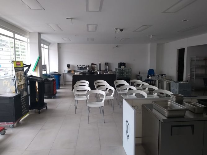 Edificio en venta en San Fernando Nuevo, Cali, 358 m² · foto 5 de 16