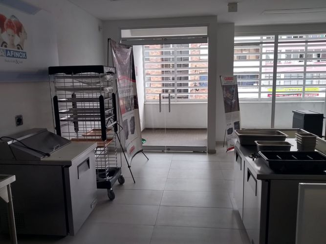 Edificio en venta en San Fernando Nuevo, Cali, 358 m² · foto 14 de 16