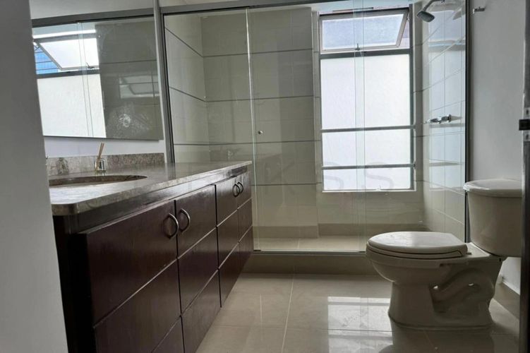 Apartamento de 2 alcobas en arriendo en Villa Carlota, Medellín, 91 m² · foto 6 de 11