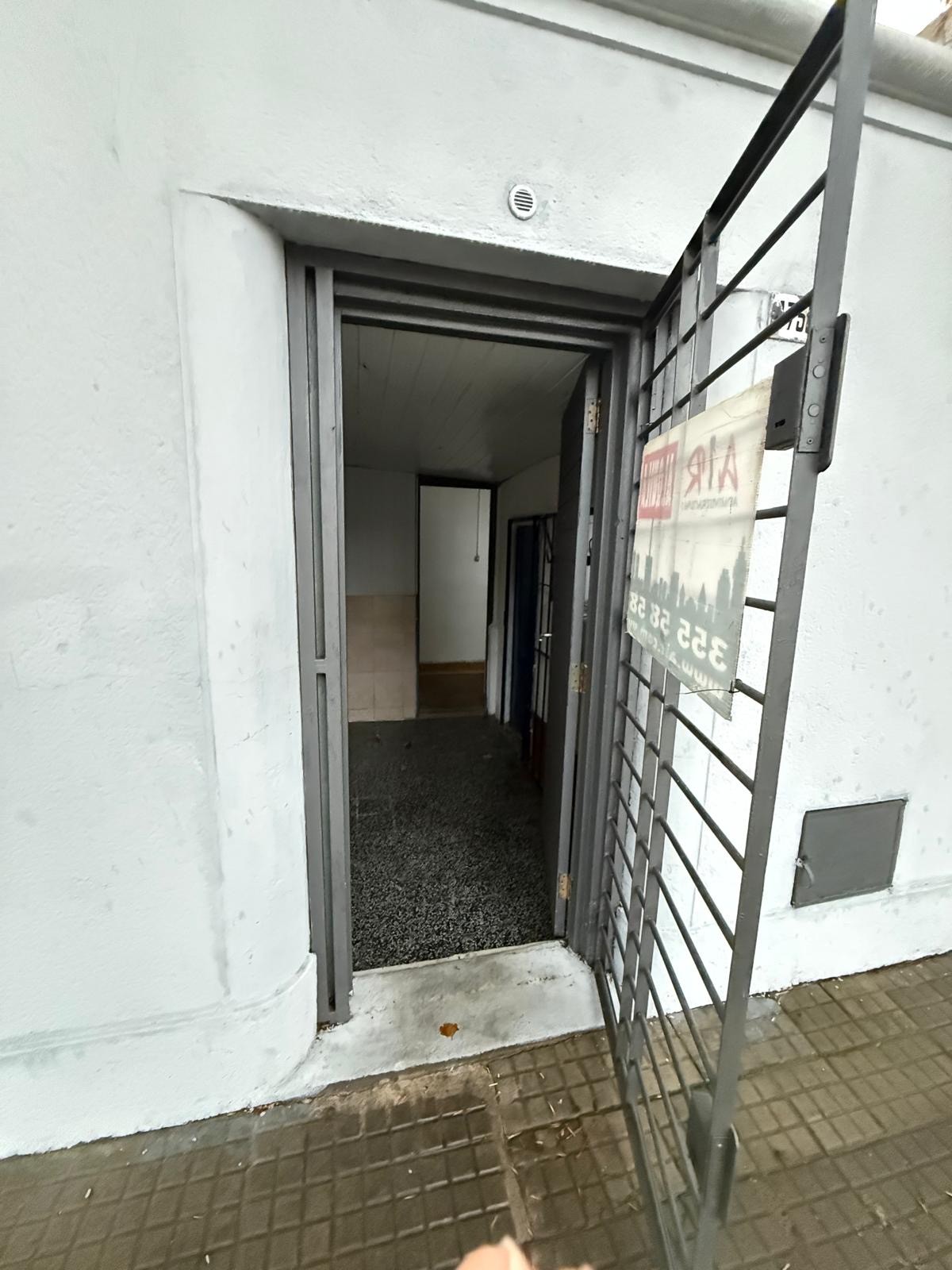 PROXIMAMENTE Alquiler en Sayago: Casa con Patio en Olegario V. Andrade, Montevideo - $16.000