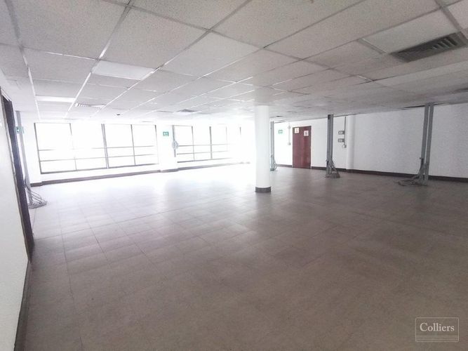 Oficina en venta en Colombia, Medellín, 1212 m² · foto 13 de 14