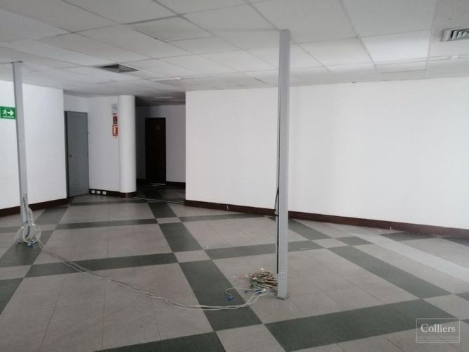 Oficina en arriendo en Colombia, Medellín, 1212 m² · foto 3 de 14