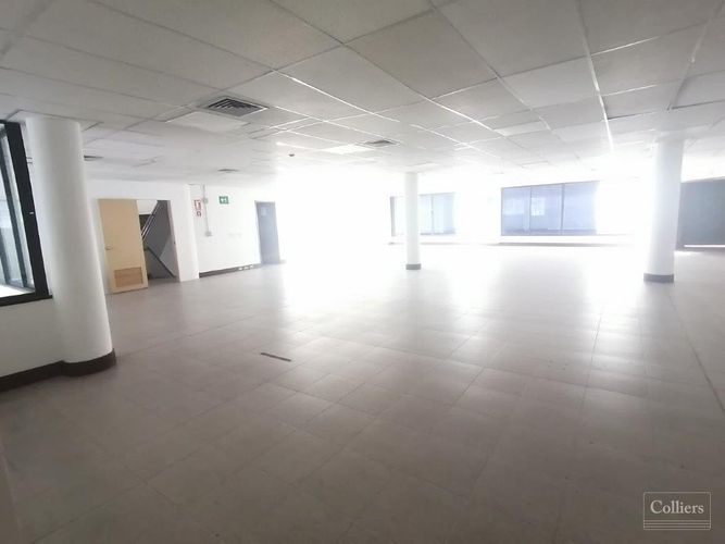 Oficina en arriendo en Colombia, Medellín, 1212 m² · foto 10 de 14