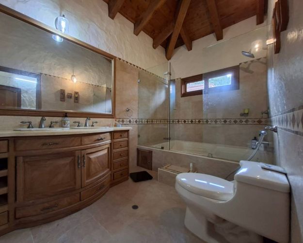 Casa de 3 alcobas en venta en Carrizales, El Retiro, 236 m² · foto 13 de 24